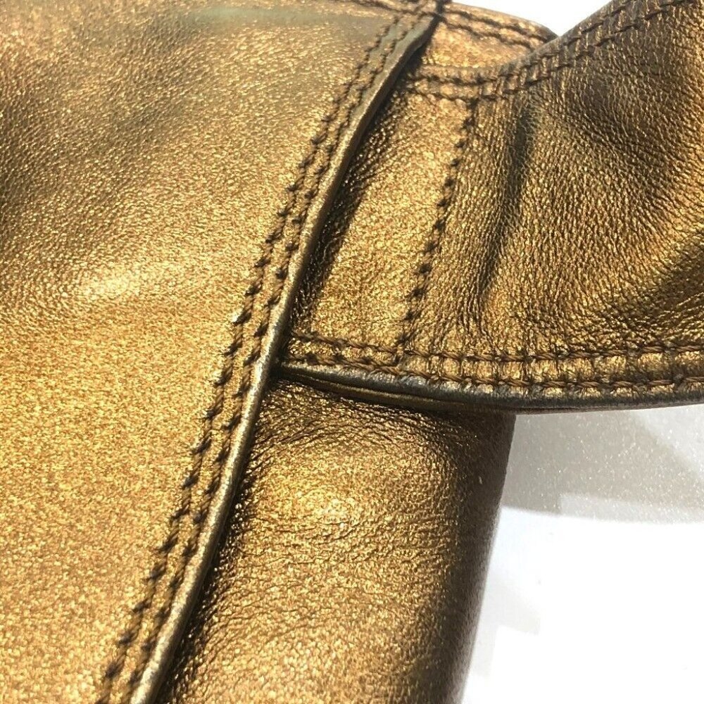 Authenticity Guaranteed Chanel Logo Shoulder Bag … - image 8